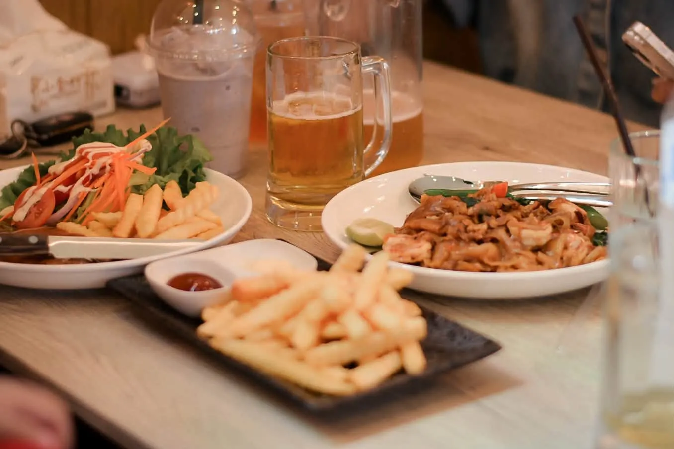 Salads & Bar Snacks
